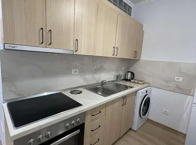 Finesse Komuna E Parisit