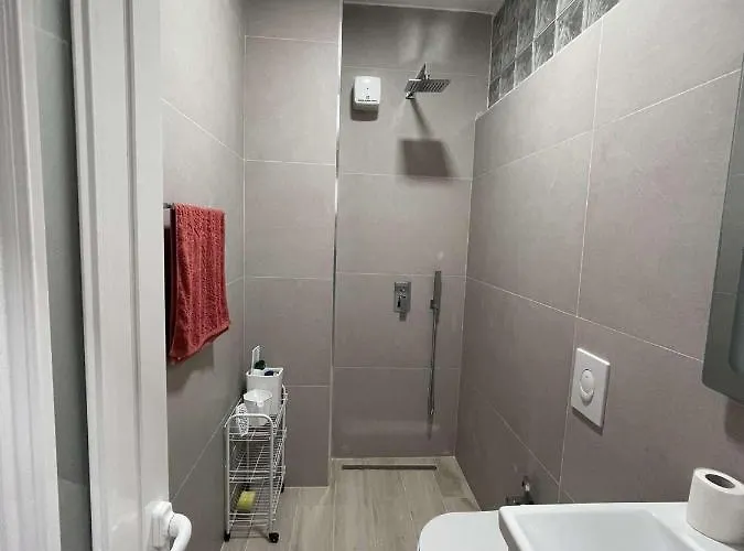 Finesse Komuna E Parisit Apartment Tirana